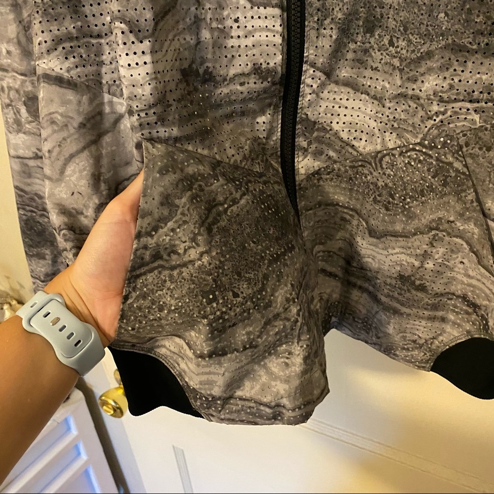 Marble Design Workout Jacket - Picture 3 of 6